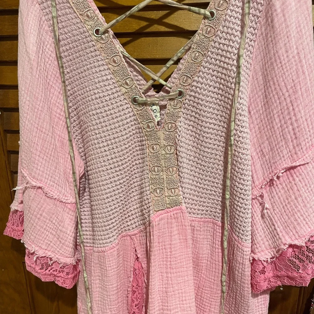 POL woven 3/4‎ sleeve v-neck top - Picture 3 of 4